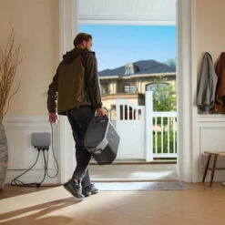 Ecoflow PowerStream Balcony Solar System 800W - Delta 2 Max -Solar Charging Equipment Store Ecoflow PowerStream MicroInverter EU 07 20230602 20230906