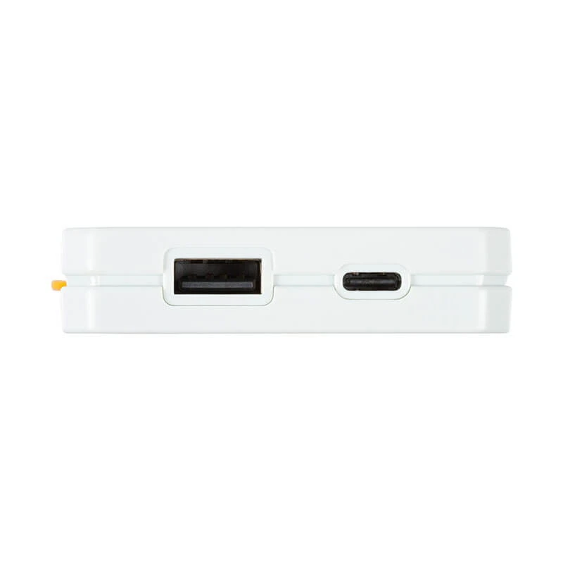Xtorm Essential Powerbank XE1050 Cool White 7 Xtorm Essential Powerbank XE1050 Cool White - Image 6