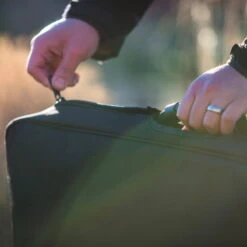 Goal Zero Boulder 100 Briefcase -Solar Charging Equipment Store goal zero boulder 100 briefcase sfeer tas2